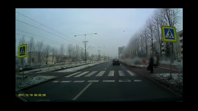 niebezpiecznezachowaniekierowcynaprzejsciudlapieszych_5aj4rjgqh8dg_.mp4
