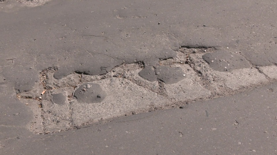 elblascy-radni-pytaja-o-zly-stan-ulic.mp4