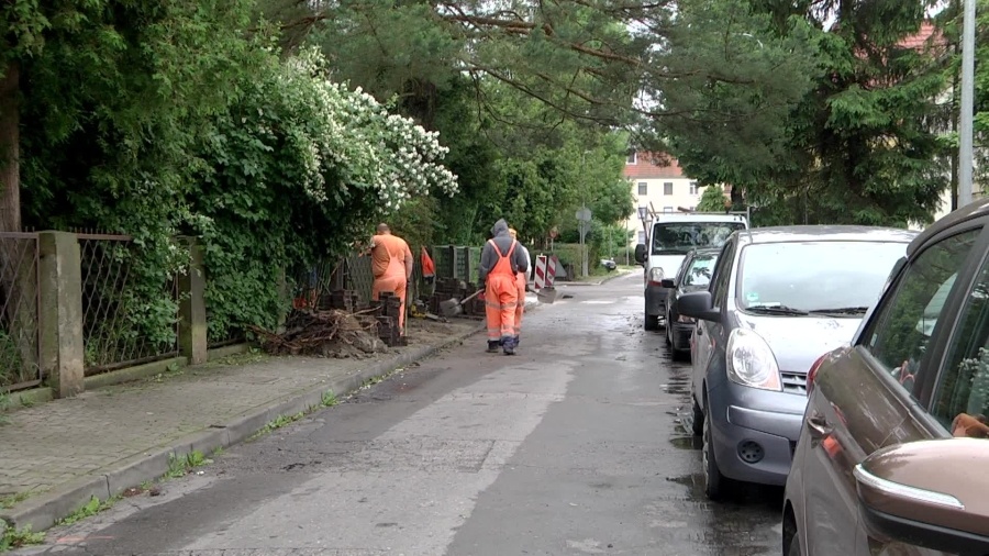 ul-chopina-prace-drogowe-i-utrudnienia-w-ruchu.mp4