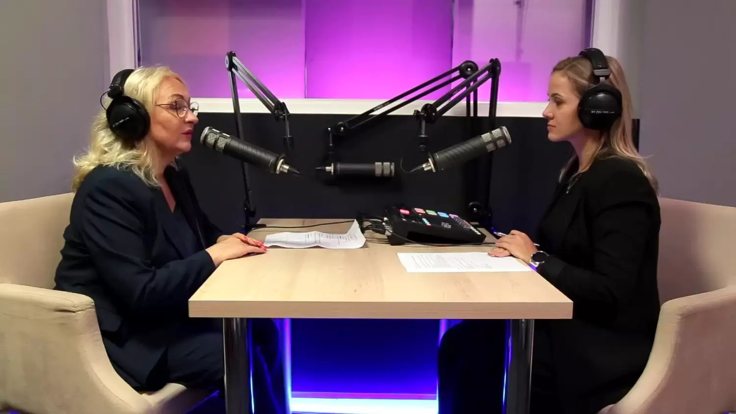 podcast-kilka-pytan-malgorzata-sowicka-dyr-dep-edukacji-rok-szkolny-zmiany-w-oswiacie-nauczyciele-10922.mp4