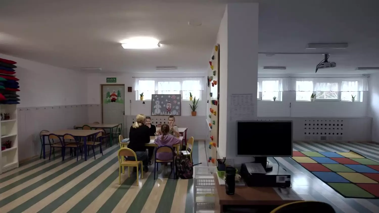 kategoria-dzialalnosc-oswiatowa-sp12-encoded.mp4