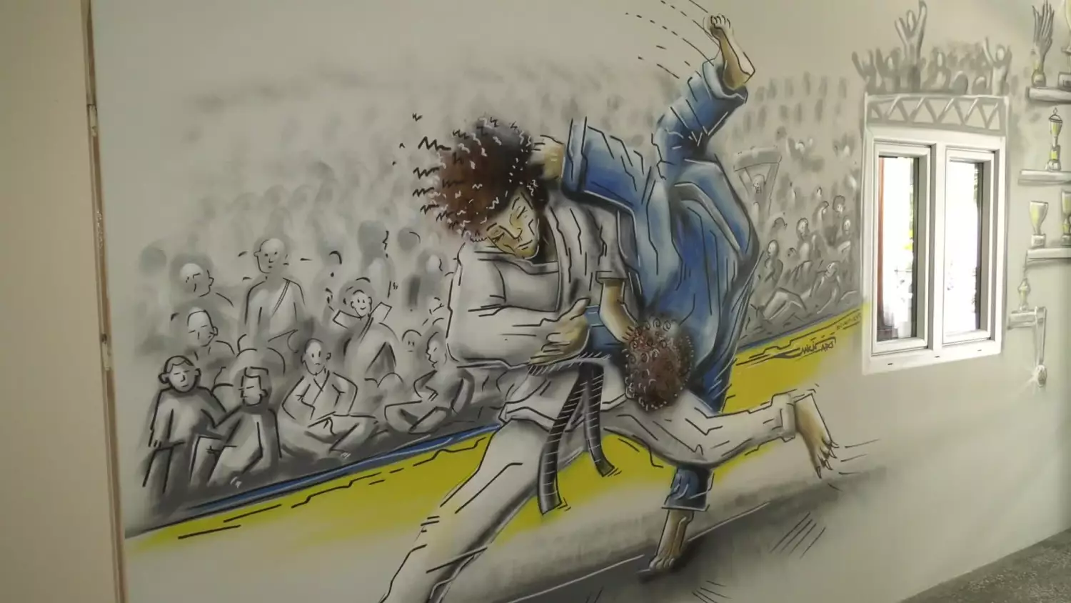 kolorowy-mural-powstal-w-iv-lo.mp4