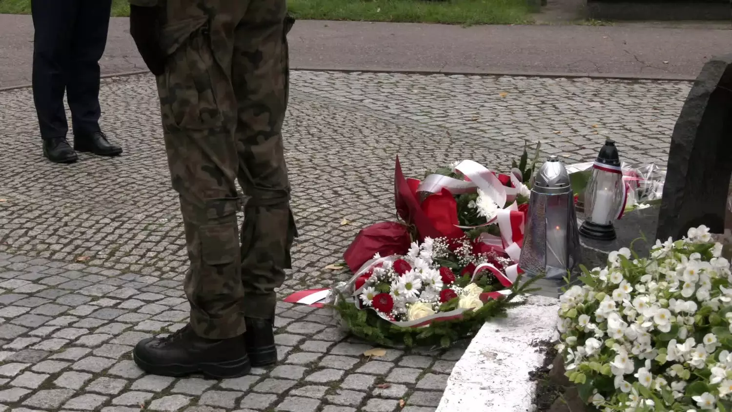 bez-komentarza-obchody-ii-ws.mp4