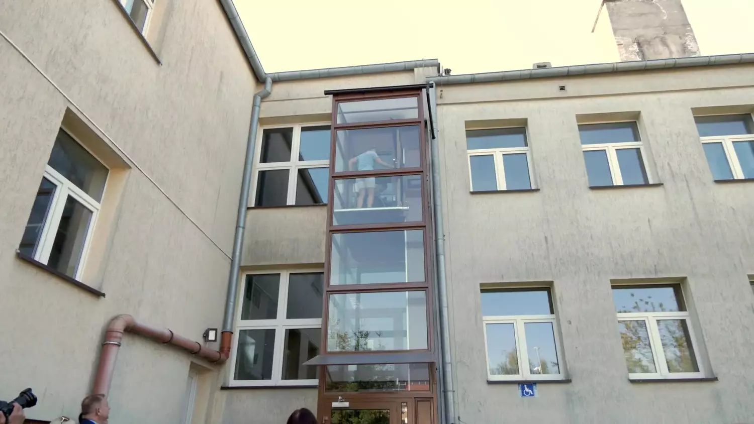 winda-dla-sprawnych-inaczej-sp25-w-elblagu.mp4