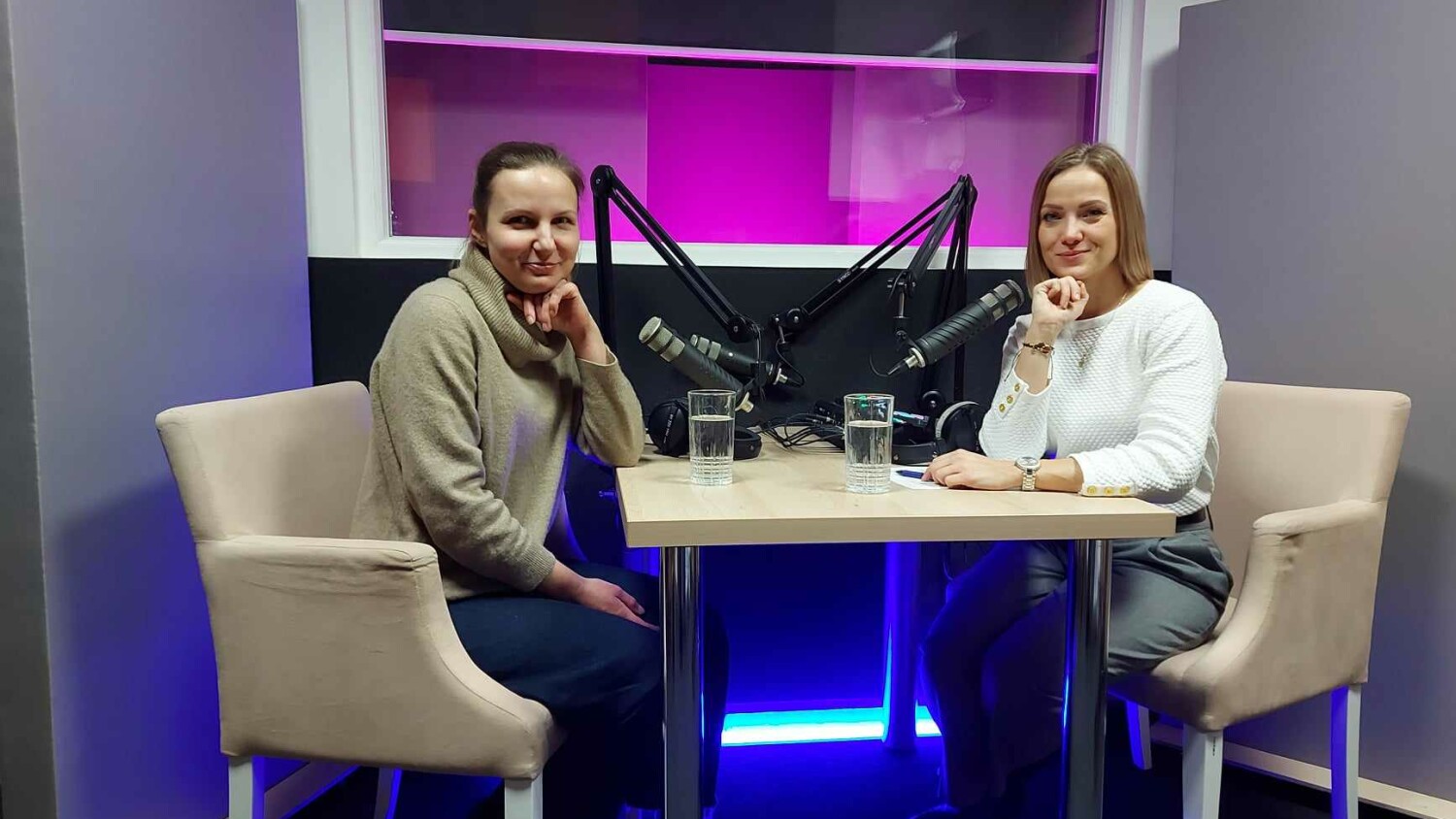 Świat ubrań second hand, czyli jak szukać w lumpach?