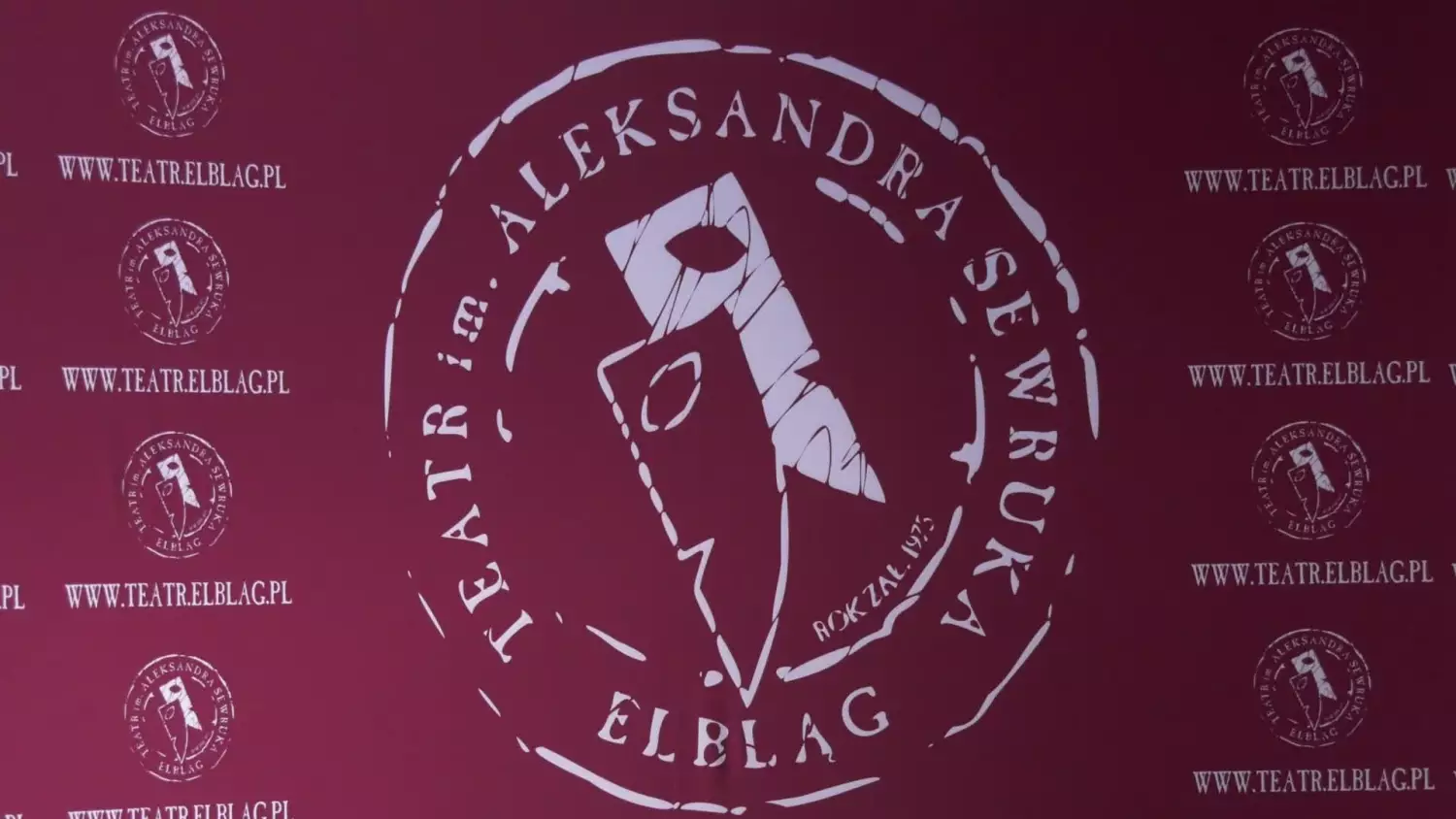 teatr-nowe-wejscie.mp4