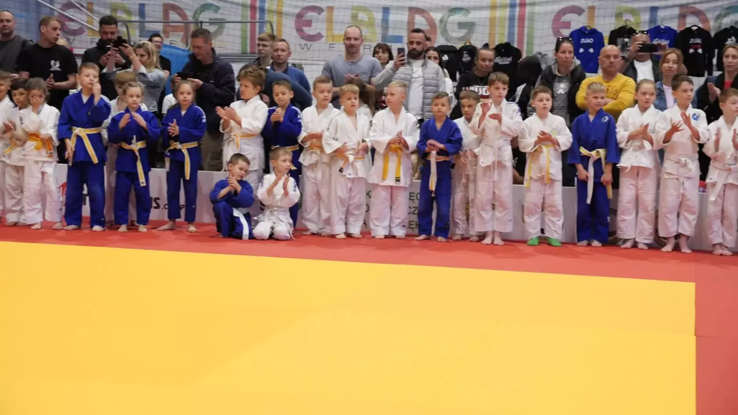 bez-komentarza-ogolnopolski-turniej-dzieci-w-judo-1.mp4