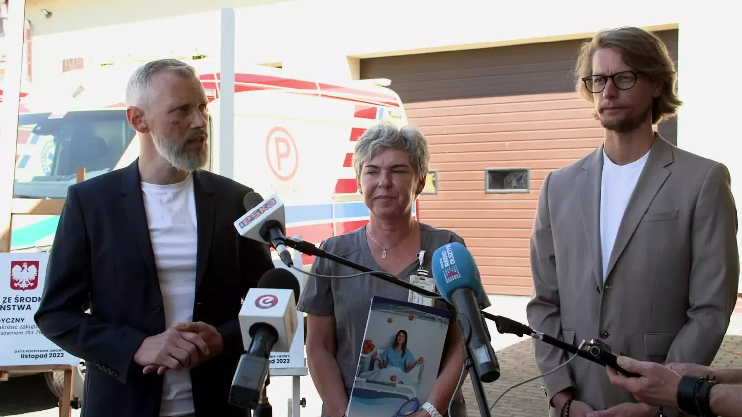 nowe-ambulanse-w-elblagu-d917456.mp4