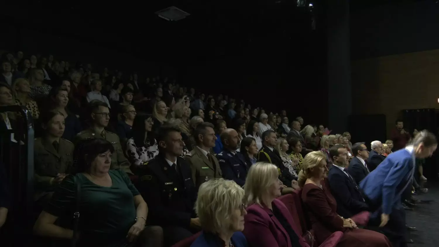 bez-komentarza-miejskie-obchody-dnia-edukacji-narodowej.mp4