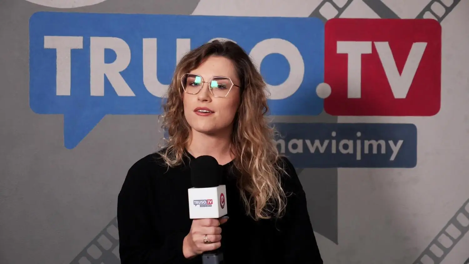 expresowe-kalendarium-anna-mierzwa.mp4