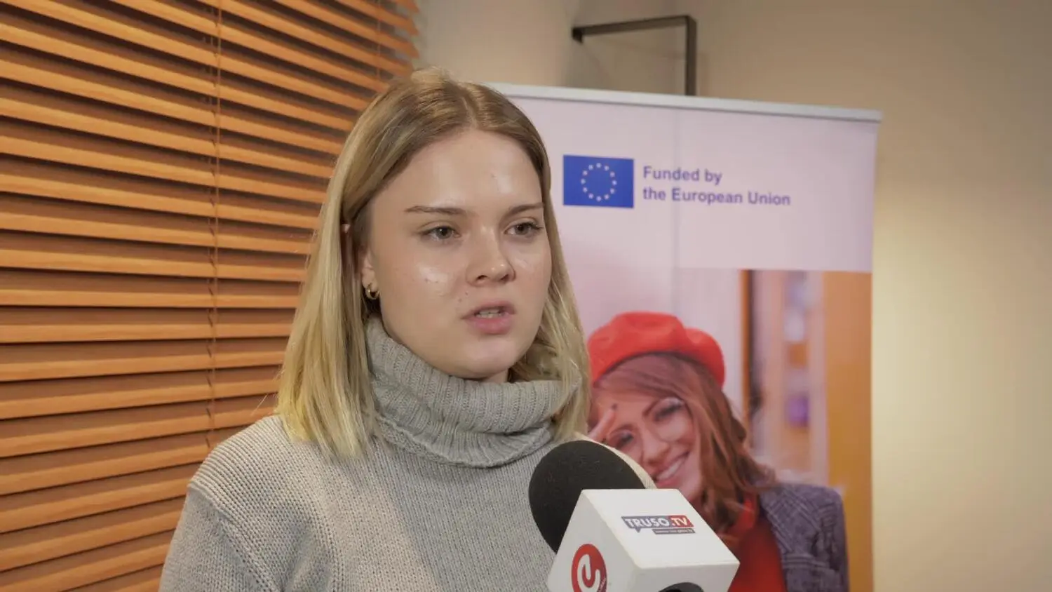 tu-jezdza-polscy-studenci-w-ramach-erasmusa.mp4