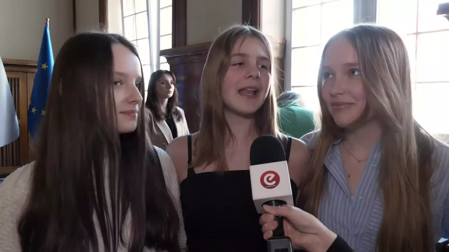 uczniowie-z-elblaskich-szkol-docenieni.mp4