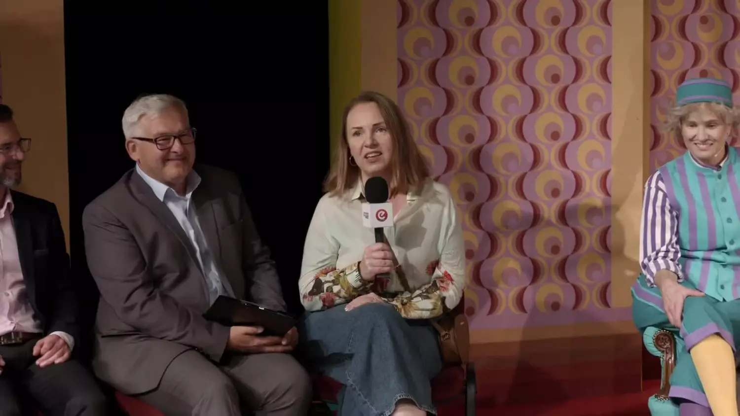 konferencja-teatr-piekna-lucynda.mp4