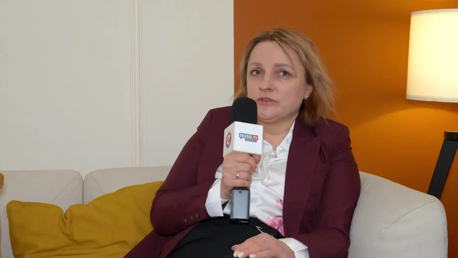 warto-wiedziec-telefon-zaufania-sociale.mp4